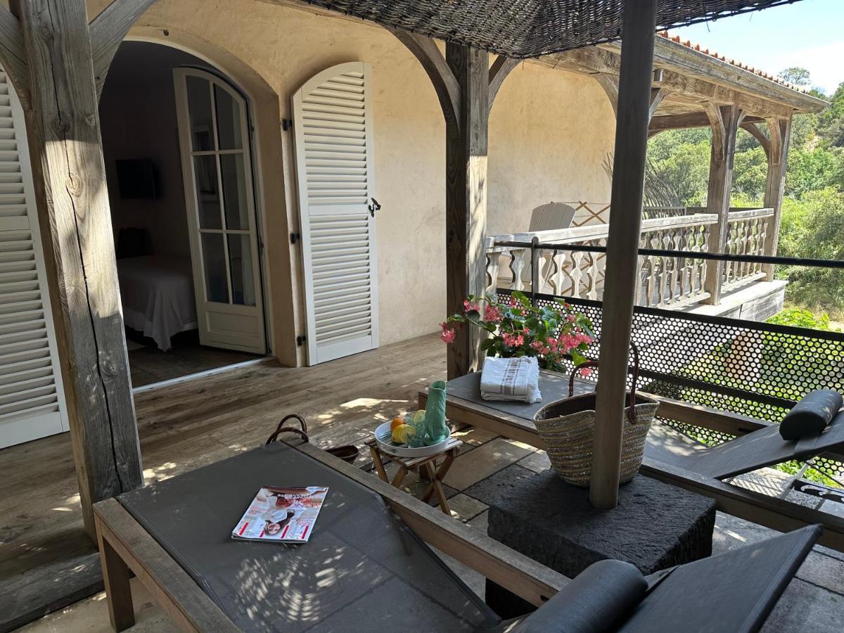 Le Clos Des Sept Palmiers キャバレール・シュル・メール エクステリア 写真