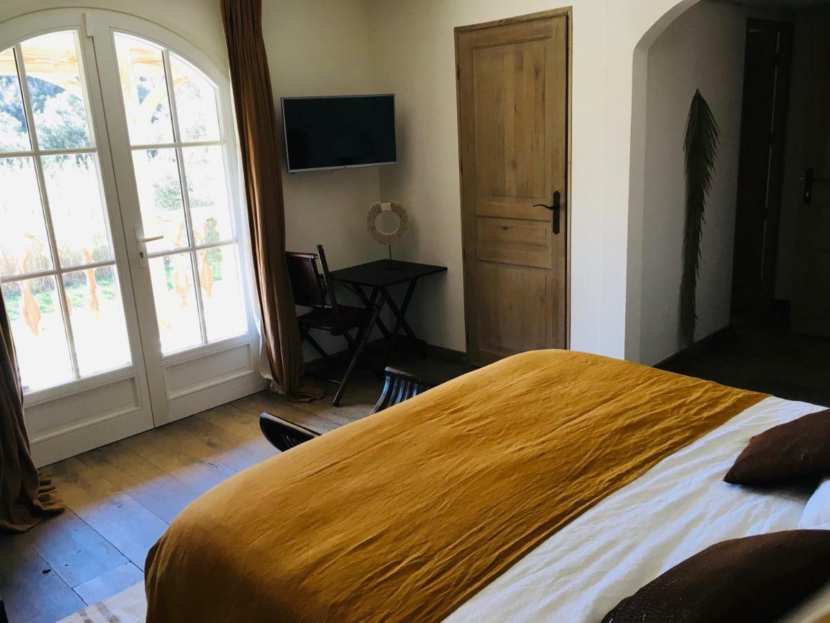 Le Clos Des Sept Palmiers キャバレール・シュル・メール エクステリア 写真